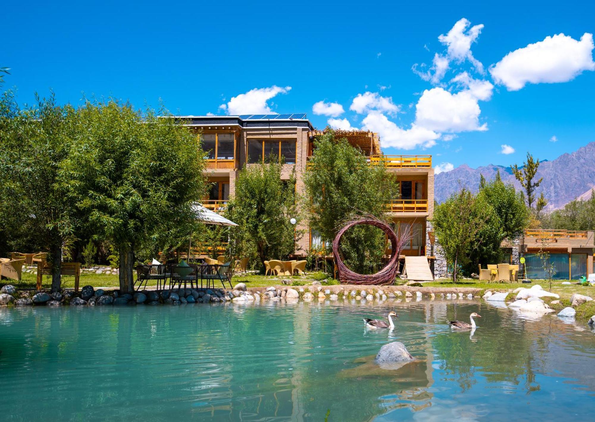 Stone Hedge Hotel Nubra Exterior foto