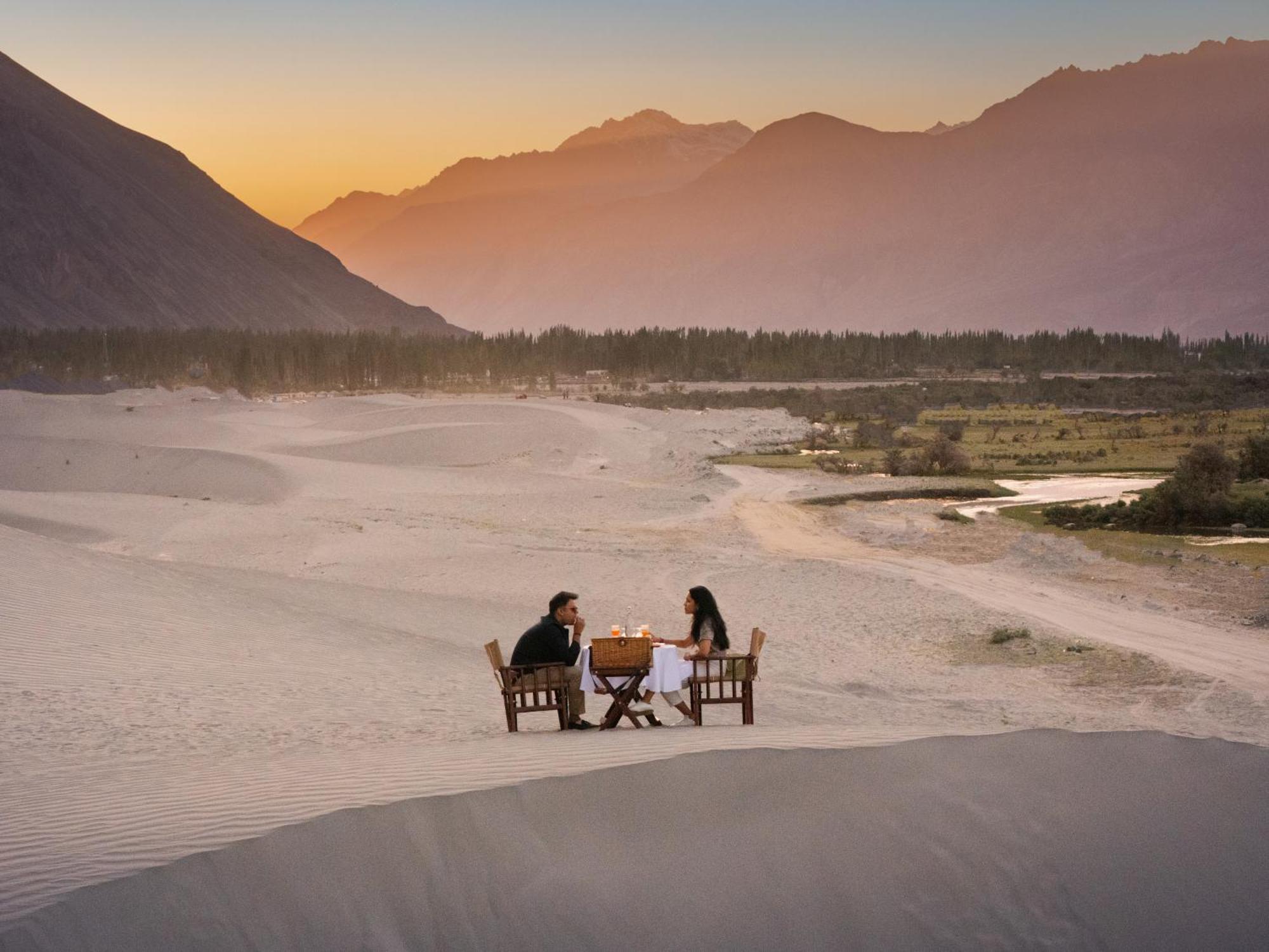 Stone Hedge Hotel Nubra Exterior foto