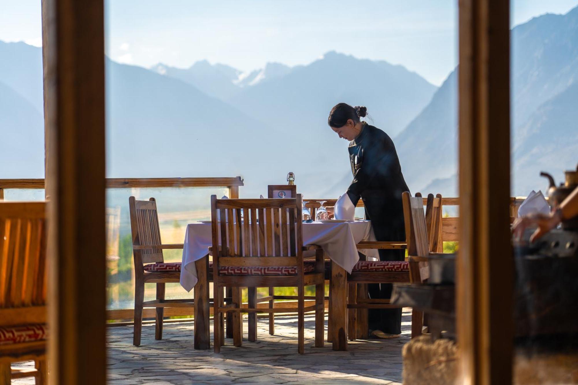 Stone Hedge Hotel Nubra Exterior foto