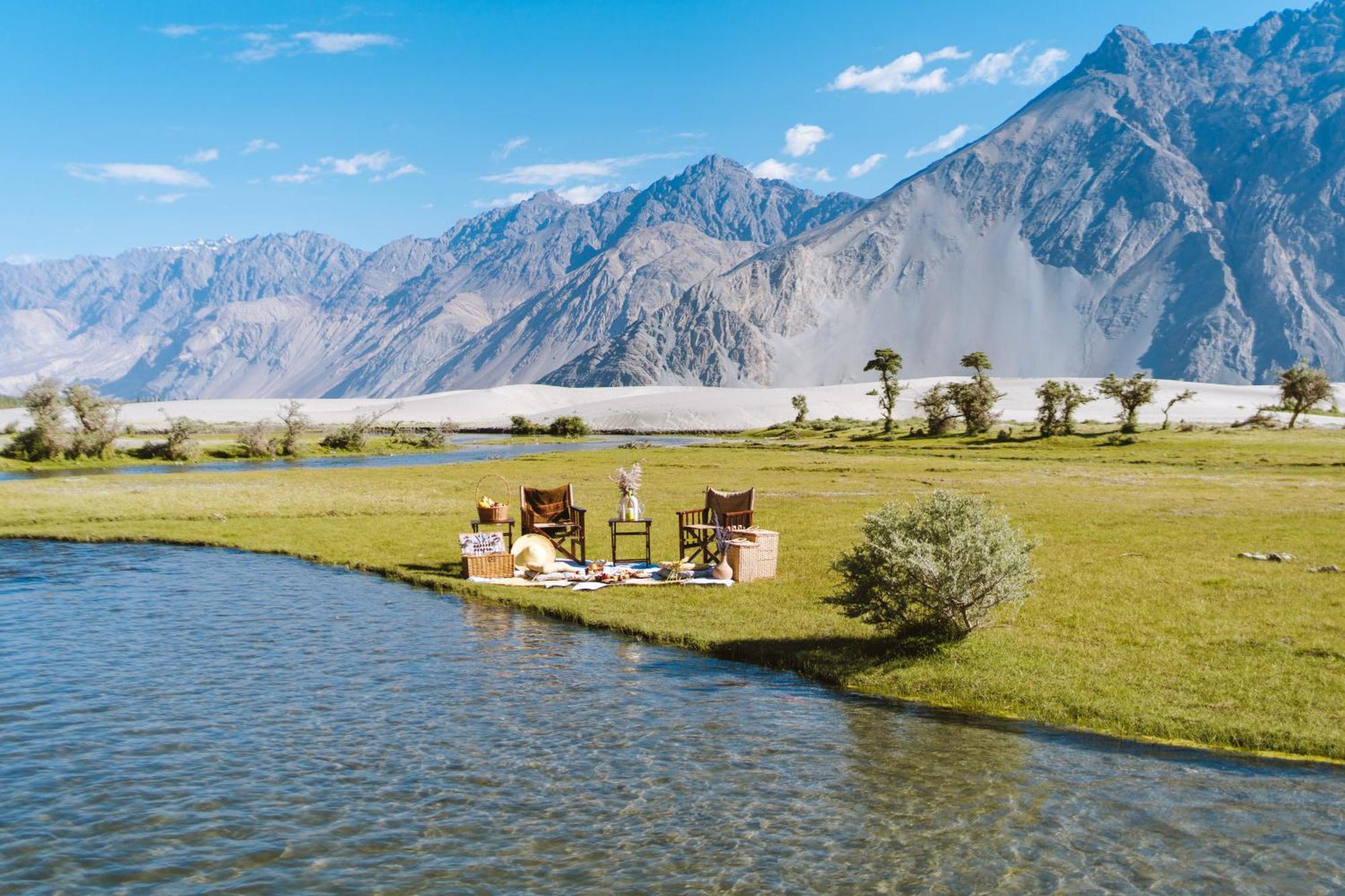 Stone Hedge Hotel Nubra Exterior foto